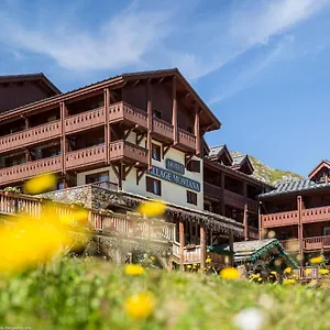 Village Montana By Les Etincelles Tignes